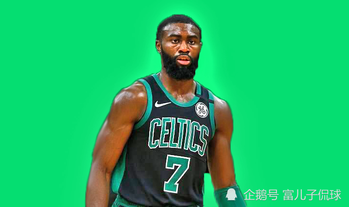 波士顿凯尔特人塔图姆布朗组合愈发成熟，攻防一体表现助力球队稳居东部榜首剑指奥布莱恩杯。</p>